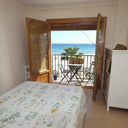 Ar2b, Coqueto En Primera Línea De Playa * Villajoyosa (La Vila Joiosa)